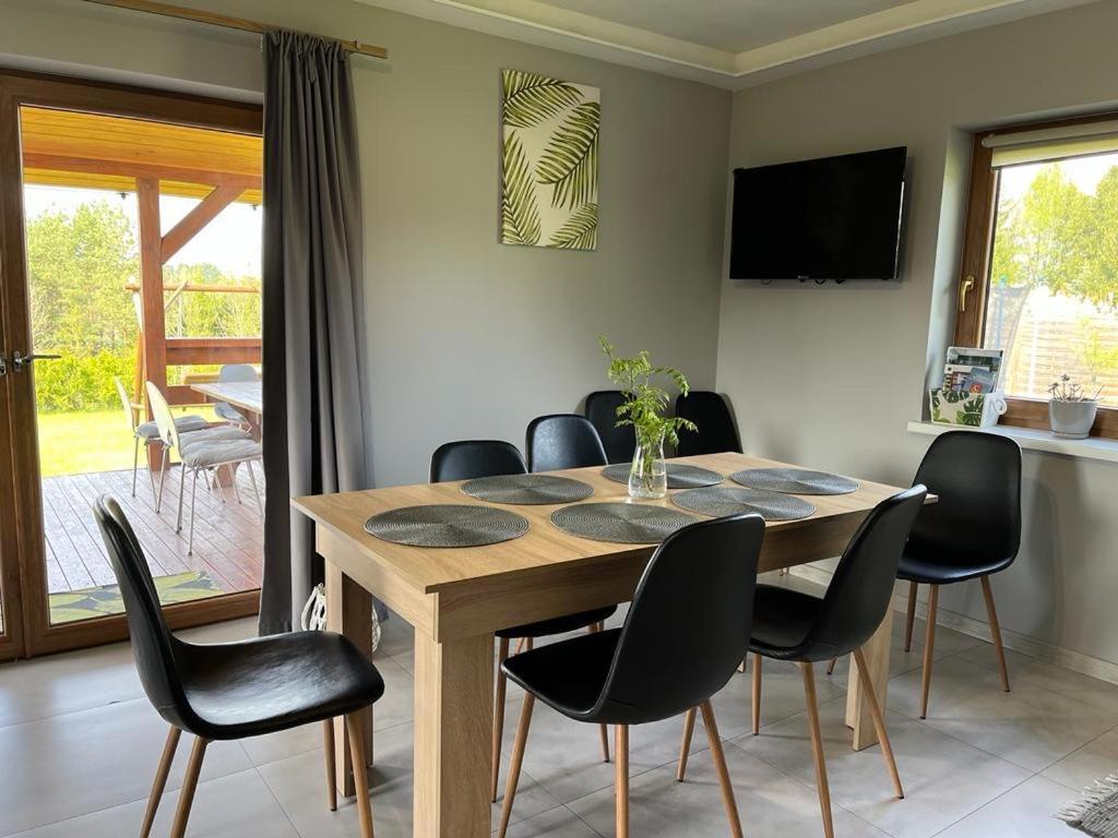 Domek Z Kominkiem Nad Jeziorem Z Jacuzzi Ogrodowym Sumowo  Extérieur photo