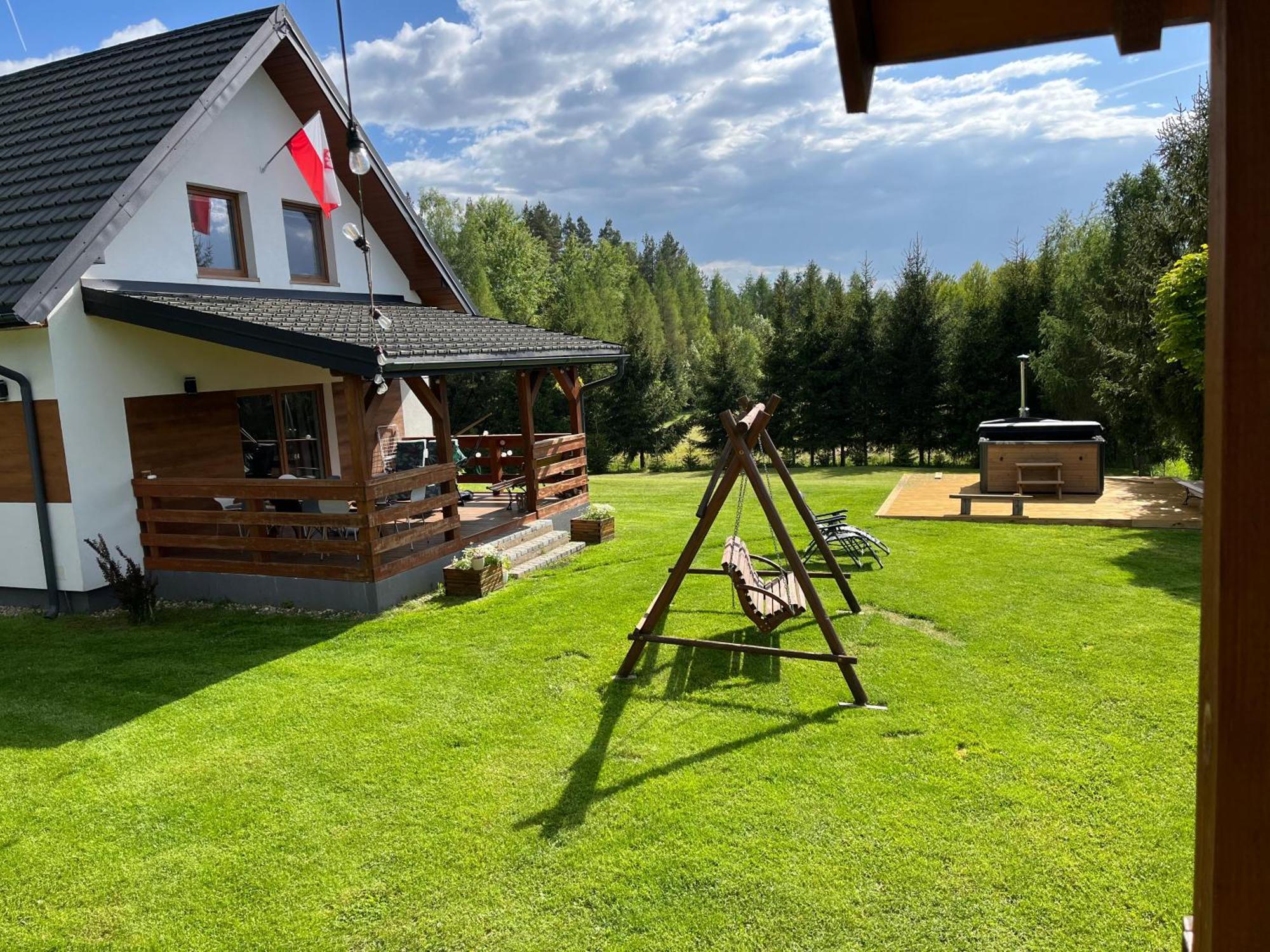 Domek Z Kominkiem Nad Jeziorem Z Jacuzzi Ogrodowym Sumowo  Extérieur photo